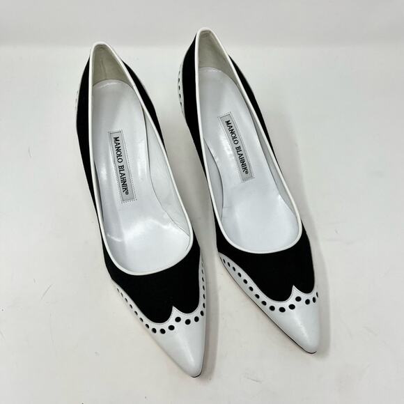 NEW Manolo Blahnik Western Retro Wingtip Black White Pointed Toe Pump size 38.5 - Picture 1 of 7